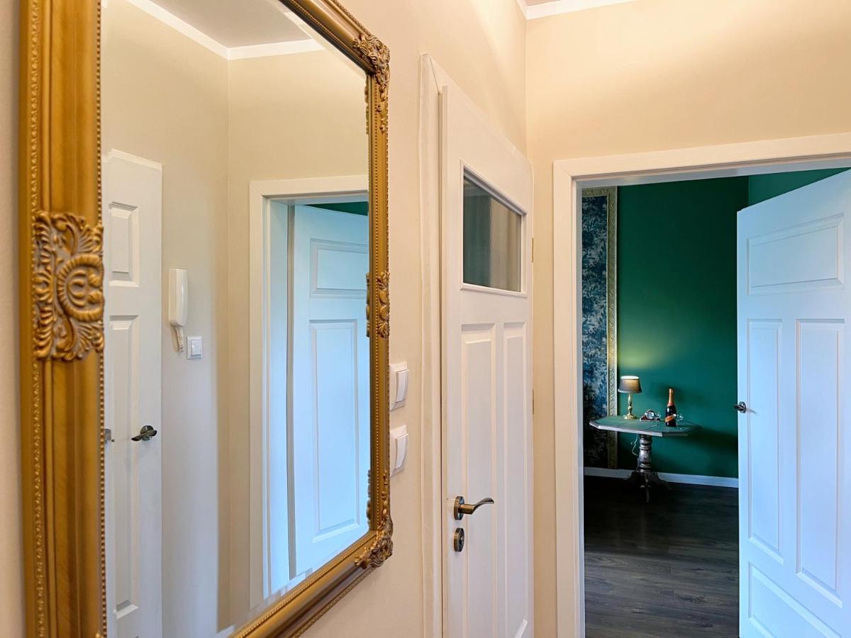 Apartament Stary Zdroj Walbrzych Ngoại thất bức ảnh